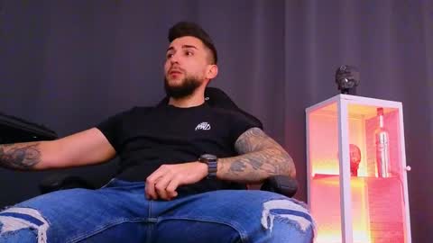 MightyAaron online show from February 2025 07:18:02 PM