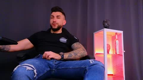 MightyAaron online show from February 2025 03:53:02 AM