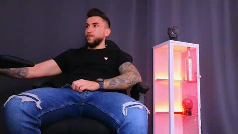 MightyAaron online show from February 2025 07:48:01 AM