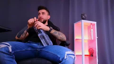 MightyAaron online show from March 2025 01:40:01 PM