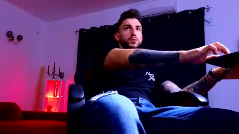 MightyAaron online show from September 2025 02:38:02 AM