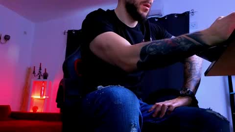 Snapshot of mightyaaron chatting on May 2026 03:13:02 AM MightyAaron online show from May 2026 03:13:02 AM