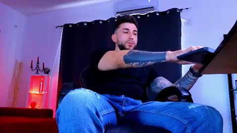 Snapshot of mightyaaron chatting on July 2026 05:13:01 AM MightyAaron online show from July 2026 05:13:01 AM