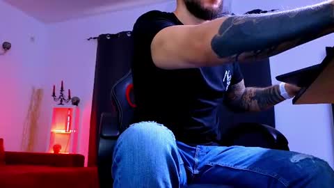 Snapshot of mightyaaron chatting on July 2026 03:20:02 AM MightyAaron online show from July 2026 03:20:02 AM