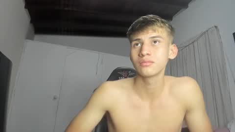 Snapshot of miguel_hz chatting on March 2025 07:43:02 PM Miguel Hernandez online show from March 2025 07:43:02 PM