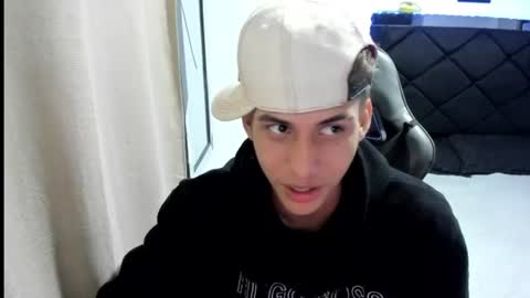 Miguel Hernandez online show from July 2026 11:27:01 AM