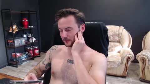 Misha Winchester online show from September 2025 12:27:02 PM