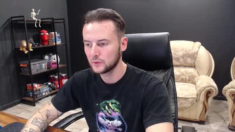 Misha Winchester online show from October 2025 09:41:02 AM