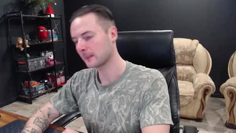 Misha Winchester online show from December 2025 12:24:02 PM