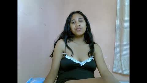 Snapshot of mihpretties chatting on January 2026 08:21:02 PM mihpretties online show from January 2026 08:21:02 PM