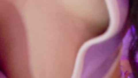 Mia online show from January 2026 11:05:01 AM