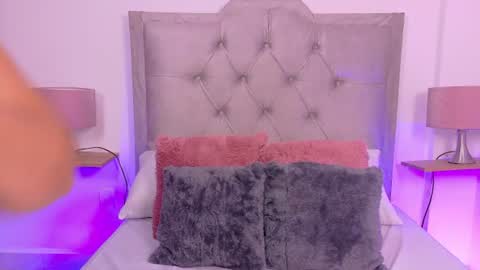 miia_coopper01 online show from July 2026 11:51:02 AM