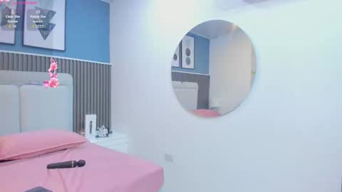 Snapshot of miia_cute18 chatting on February 2026 11:38:02 AM miia_cute18 online show from February 2026 11:38:02 AM