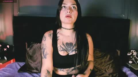 Snapshot of miia_moore_ chatting on May 2026 12:34:02 PM miia_moore_ online show from May 2026 12:34:02 PM