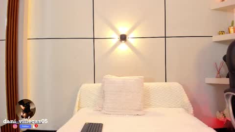 Snapshot of miia_parker_ chatting on February 2026 12:21:01 PM online show from February 2026 12:21:01 PM