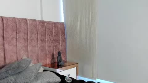 miia_rogers online show from July 2026 04:39:33 PM
