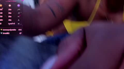 Snapshot of miia_schwarz chatting on December 2024 05:25:01 PM Miia Schwarz online show from December 2024 05:25:01 PM