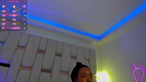 Miia Schwarz  online show from February 2026 01:36:02 PM