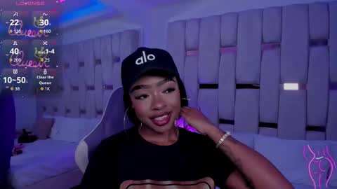 Snapshot of miia_schwarz chatting on March 2026 11:00:02 PM Miia Schwarz online show from March 2026 11:00:02 PM