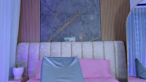 Snapshot of miia_scoott_ chatting on April 2026 11:54:02 AM miia scoott online show from April 2026 11:54:02 AM