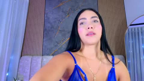 miia scoott  online show from May 2026 11:59:01 AM