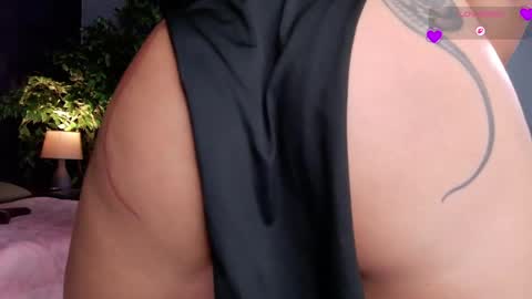 miia_sttone online show from April 2026 05:06:02 PM