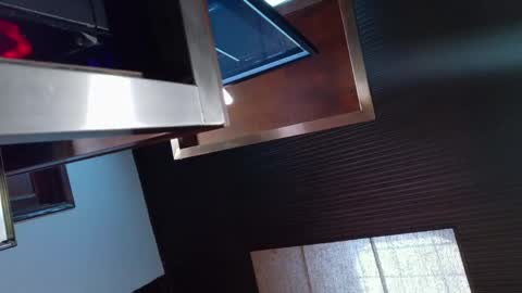 miia_sttone online show from May 2026 04:33:02 PM