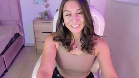 M I I A     online show from May 2026 07:56:01 PM
