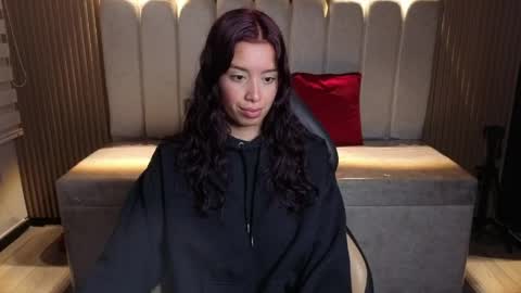 miiaa_evans1 online show from May 2026 02:57:01 PM