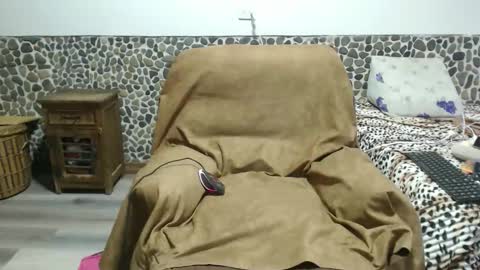 Miilu74 online show from May 2026 11:29:02 AM