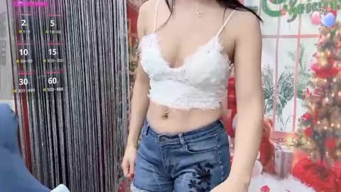 Snapshot of miixuuee chatting on December 2025 01:47:02 AM Ema online show from December 2025 01:47:02 AM