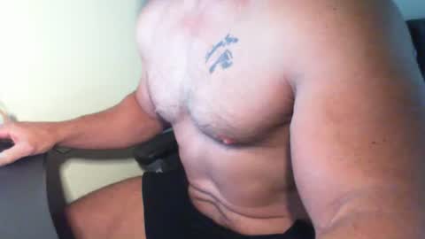 mik_meadows online show from May 2026 08:00:01 AM
