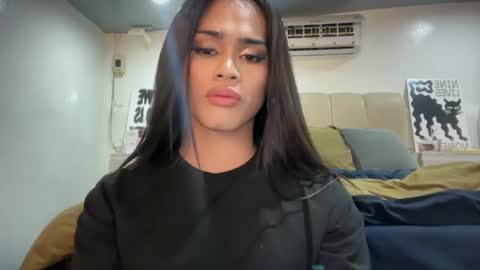 mika_pedersen online show from June 2026 04:40:02 PM