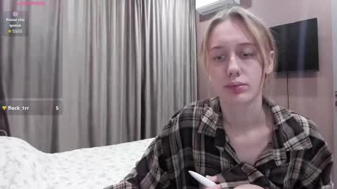 Mika online show from December 2025 10:49:01 PM