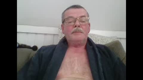 Snapshot of mikael42 chatting on February 2026 09:27:02 AM mikael42 online show from February 2026 09:27:02 AM