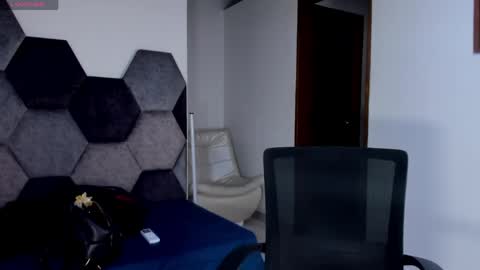 Mikaela blondie bigass online show from May 2026 05:31:02 PM