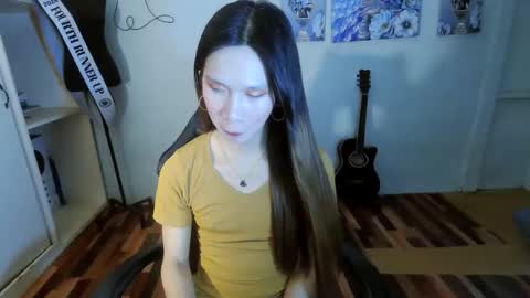 Snapshot of mikaellasander chatting on February 2025 01:26:02 PM ELLA online show from February 2025 01:26:02 PM