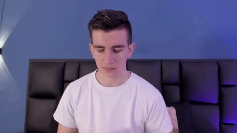 Snapshot of mikaelslow chatting on September 2025 04:55:02 AM mikael online show from September 2025 04:55:02 AM