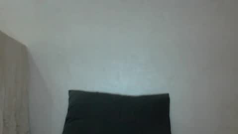 Snapshot of mikahdos chatting on September 2025 08:31:01 PM SORAYA online show from September 2025 08:31:01 PM