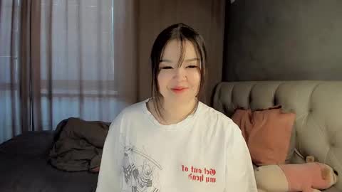 Snapshot of mikasssu chatting on December 2024 08:32:02 AM mikasssu online show from December 2024 08:32:02 AM