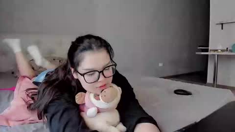 Snapshot of mikasssu chatting on February 2025 08:49:02 AM mikasssu online show from February 2025 08:49:02 AM