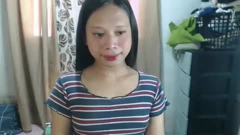 Mikay online show from June 2026 05:52:02 AM