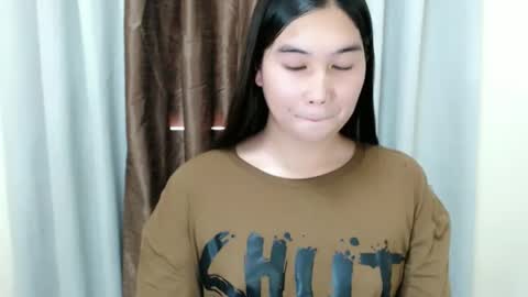 Snapshot of mikayla_slut chatting on November 2025 05:10:02 AM Kyla online show from November 2025 05:10:02 AM