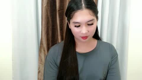 Kyla online show from November 2025 06:40:01 PM