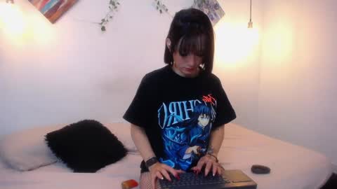 mikaza online show from March 2026 01:11:02 PM