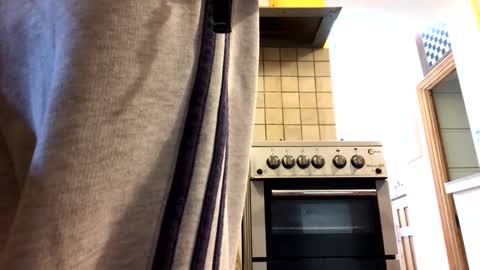 mike26051 online show from October 2025 12:52:02 PM