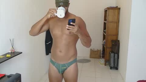 Snapshot of mike4fun99 chatting on February 2026 01:48:02 AM mike online show from February 2026 01:48:02 AM