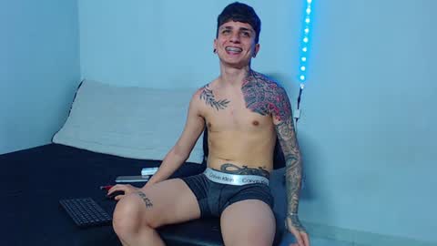 Mike IMDEPENDIENT MODEL online show from February 2025 02:29:02 AM