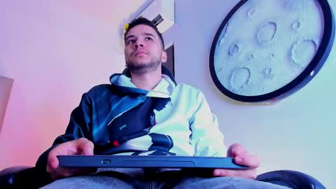 Mike  online show from February 2026 11:44:02 AM