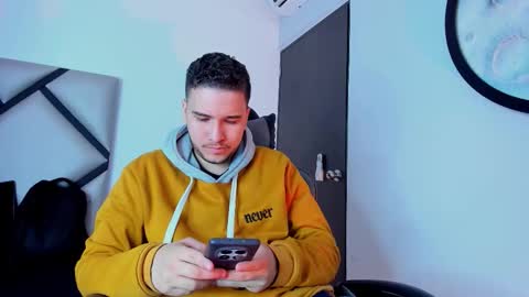 Snapshot of mike_257_ chatting on October 2025 11:44:02 AM Mike online show from October 2025 11:44:02 AM